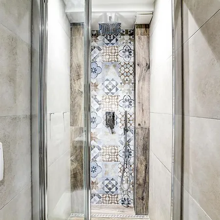 Historical Louvre Area Apartment Paris